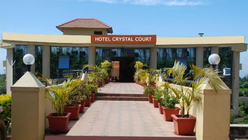 Hotel Crystal Court Madikeri Extérieur photo